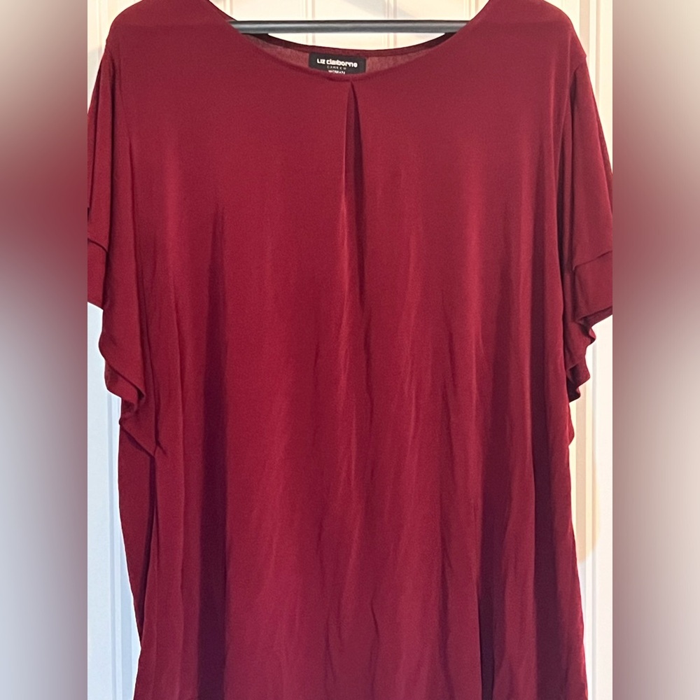 Liz Claiborne flutter sleeve blouse